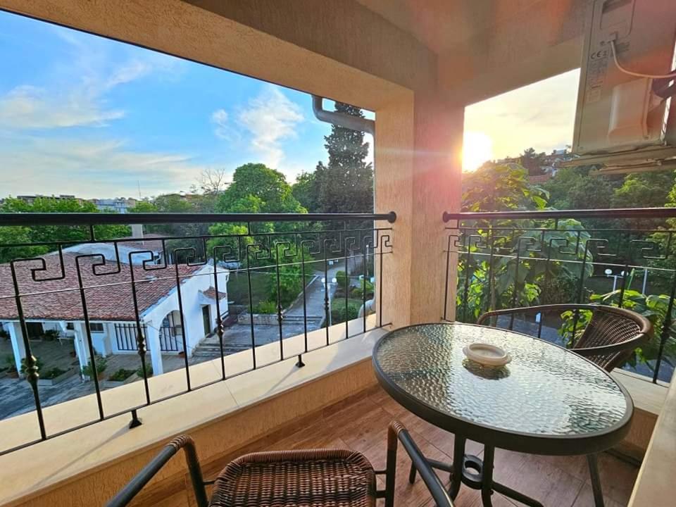 Villa Magnolia سوزوبول المظهر الخارجي الصورة